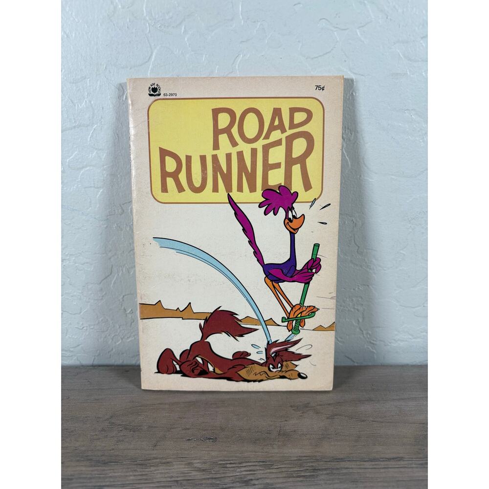 Road Runner Looney Tunes Comic Book Vintage 1971 EUC